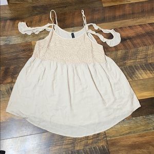tan off/on shoulder tank top